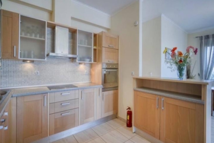 13kitchen1.jpg