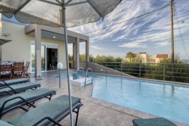1pool4.jpg