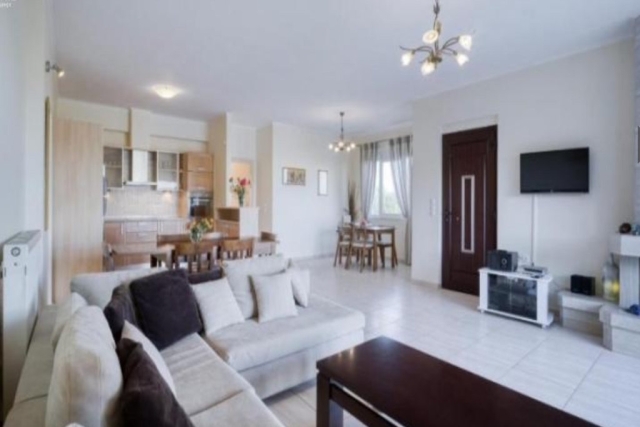 6livingroom1.jpg