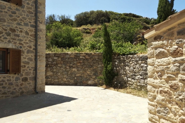 courtyard2_result.jpg
