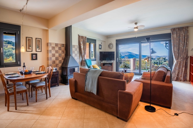 livingroom3-secondfloor.jpg