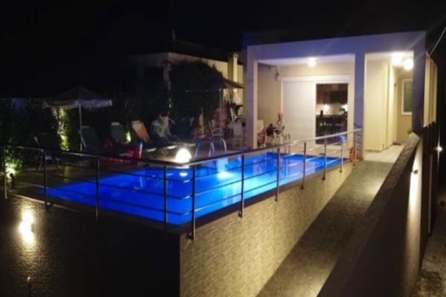 pool1.jpg