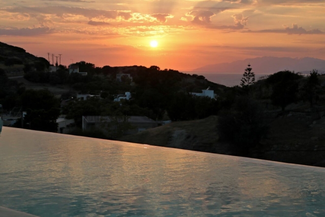 pool.jpg