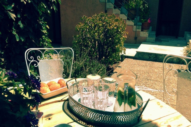 veranda1.jpg