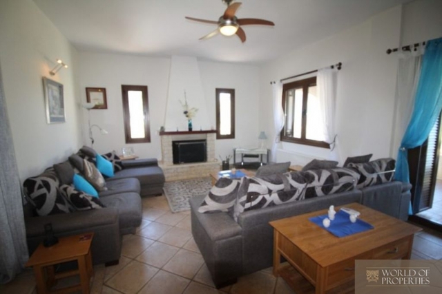 web_house-for-sale-in-apokoronas-chania-kh181165-768x511.jpg