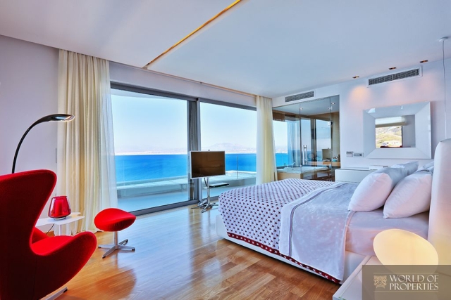 web_masterbedroom.jpg